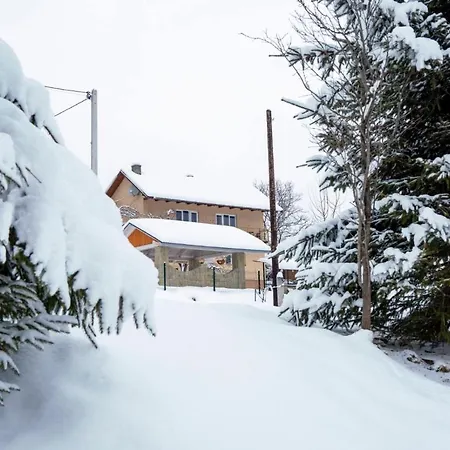 Apartament Навпроти Маковиці *