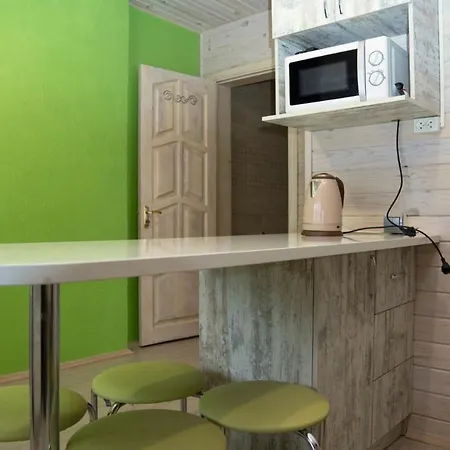 Навпроти Маковиці